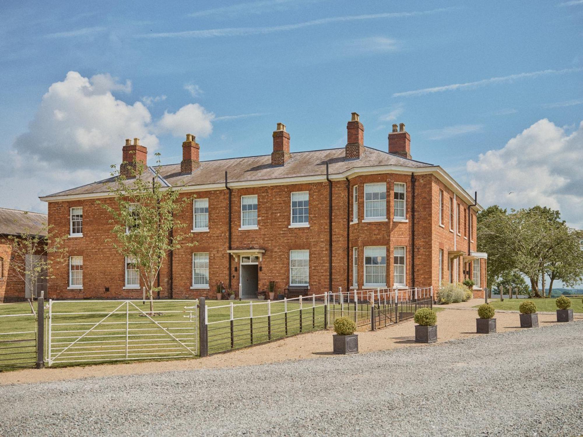 Constantine House Hotell Tamworth Eksteriør bilde